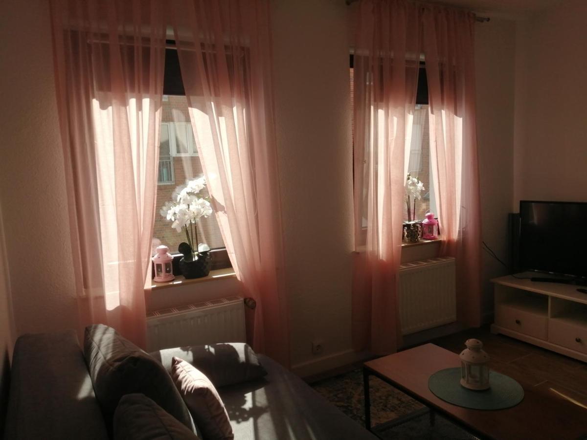 Privates, Gemuetliches Appartement Нойс Екстериор снимка