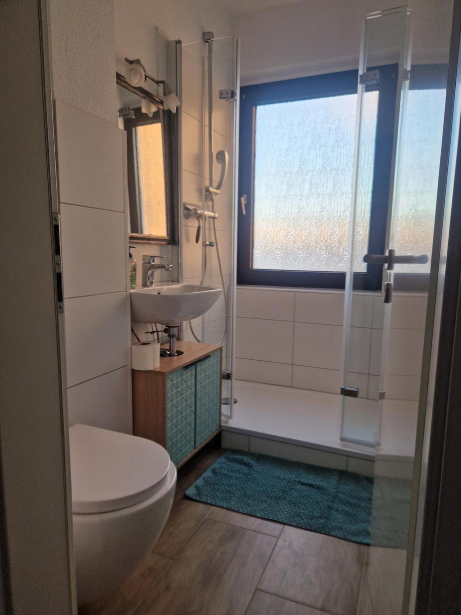 Privates, Gemuetliches Appartement Нойс Екстериор снимка